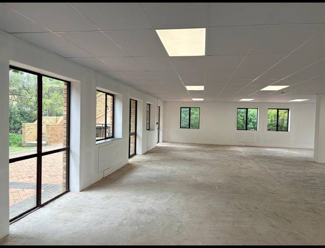 400M² OFFICE TO LET IN VORNA VALLEY